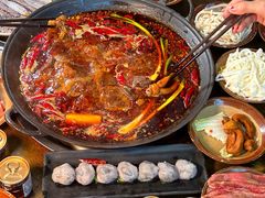 -黄潇洒老火锅(九眼桥宏济巷店)