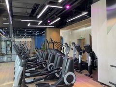 -威克健身游泳(万菱汇店)