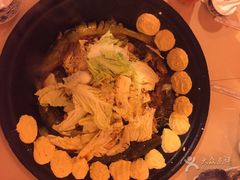 -王老六铁锅炖鱼(长春路店)