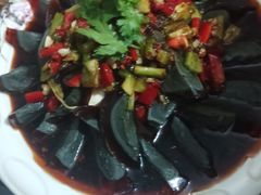 -冯记白土岗辣子鸡