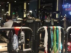 -威尔仕健身会所(古北1699店)