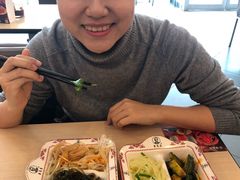 -李先生牛肉面大王(上海站南广场店)