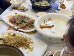 -陆记鹅庄·潮汕菜·狮头鹅(大仟里店)