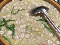 -泉畔人家·老济南经典鲁菜(大明湖店)
