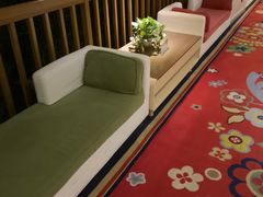 -喜鹊愉家酒店(郑州曼哈顿博览中心地铁站店)