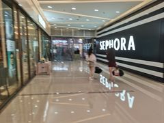 -万达广场(南昌红谷滩店)