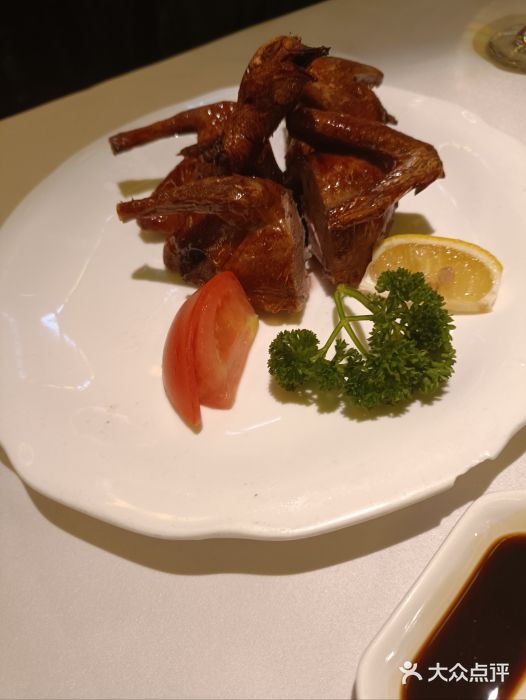 太平馆西餐厅(北京路店)招牌红烧乳鸽图片
