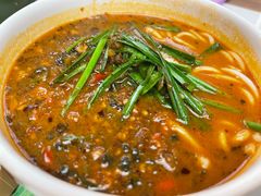 小锅米线-云海肴汽锅鸡·云南小炒(曲江大悦城店)