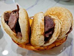 烧饼-清真喜兰老丁羊汤特色小吃