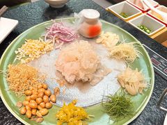 -得意咚瓜·顺德鱼生·冬瓜火锅(深圳首店)