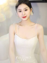 -派丽莫Pellimo原创设计婚纱品牌