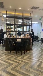 -丁和李朴美发沙龙