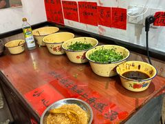 -柳州肥姨妈大骨螺蛳粉(曹路店)