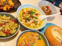 -港丽餐厅(高德置地店)