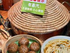 -花菇朵·云山雀 ll 野生菌锅·野果酸汤·精品滇菜(万柳店)