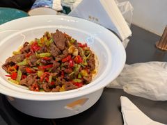 小炒黄牛肉-鸽子侯·家宴·平价海鲜(绿地店)