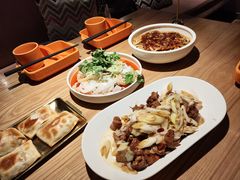 -谷丽麦馕新疆菜·清真(步步高梅溪新天地店)