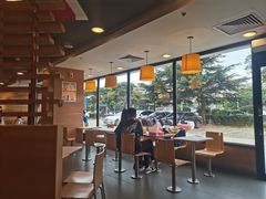 -麦当劳(青岛大学店)