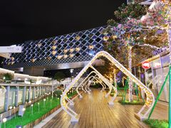-宝龙城(杭州滨江店)