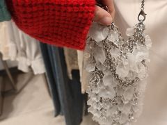 -URBAN REVIVO(七宝领展广场店)