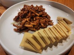 京酱肉丝-京味斋·北京烤鸭(北京南站洋桥店)