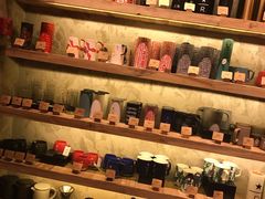 零售区-星巴克臻选(湖滨道店)