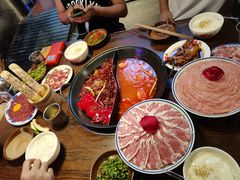 -萍姐火锅·公路夜市(武汉首店)