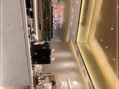 -星巴克臻选(深圳龙华红山天虹店)
