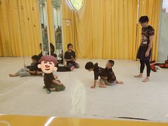 -勇气斑马·巴西柔术&跆拳道(浦东三林店)