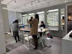 -目艮眼镜SHOWROOM(品牌集合店)