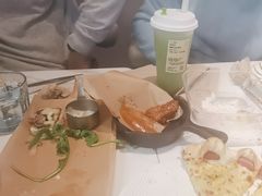 -必胜客(周浦万达店)