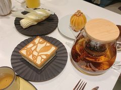 -潮一不贰·法式甜品·生日蛋糕·西式简餐(外滩店)