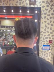 -东方先生国潮男士理发馆