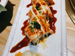 炙烤三文鱼牛油果卷-松鱼亭·和牛烧肉(协鑫广场店)