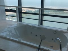 总统套房-青岛西海岸隆和福朋喜来登酒店