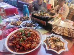 -小桥衢州人家·海鲜烧烤·盱眙龙虾(万达水街店)