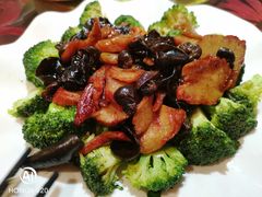 素叉烧炒西兰花-莲池荟素食馆·12年老字号(光孝寺店)