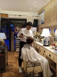 点击看大图 -Every Day Hair Studio