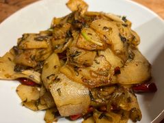 腌菜土豆片-云之南(八里庄店)