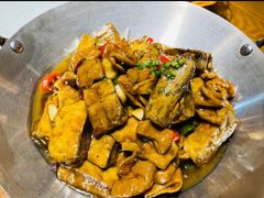 -黄泥岗·地道湖北菜(奥特莱斯店)