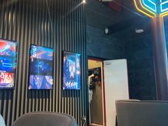 -屋有岛沉浸游戏旗舰店(中山公园店)
