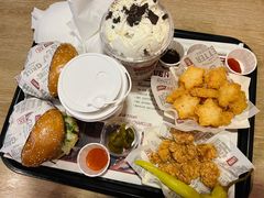 -The Habit Burger Grill 哈比特汉堡(复兴soho店)