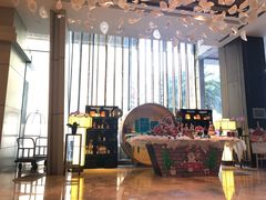 -大中华希尔顿酒店-念自助餐·嗨啤·小龙虾