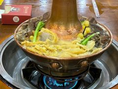 -岳记兴隆·青城腊排铜火锅(融创店)