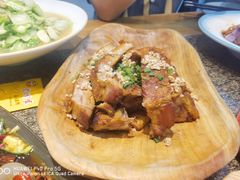 -老周家酱卤猪蹄私房菜(克拉玛依西街店)
