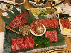 -炼火烤肉店