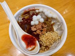 -蓉李记成都名小吃(二七万达店)