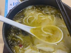 -灵芝妹子海鲜米线(凯德和平广场店)