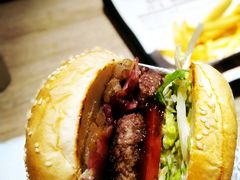 -The Habit Burger Grill 哈比特汉堡(爱琴海店)