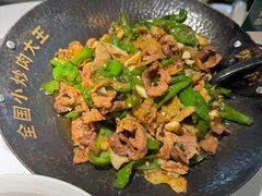 -费大厨辣椒炒肉(高铁吾悦广场店)